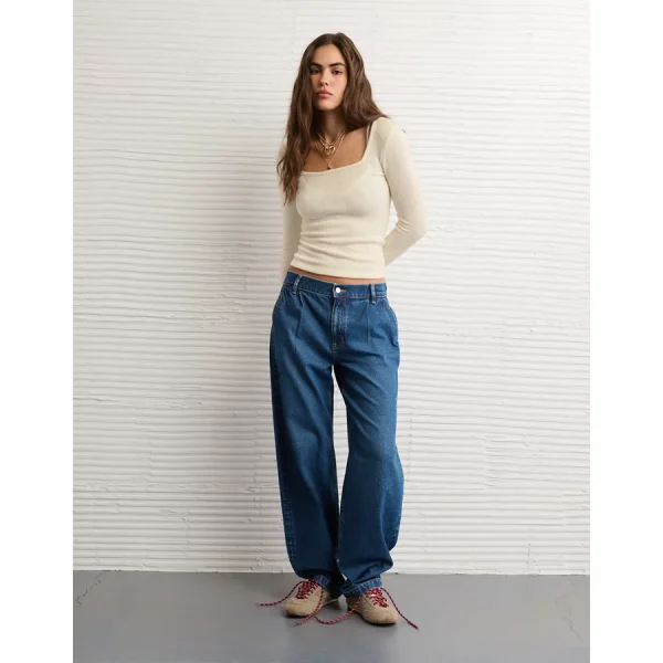 AE Long Sleeve Square Neck T-Shirt - Chalk