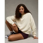 AE Relaxed Crew Neck Sweatshirt - Cream
