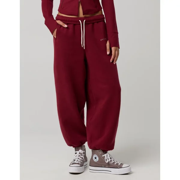 OFFLINE By Aerie Cloud Fleece Baggy Jogger - Deep Cherry